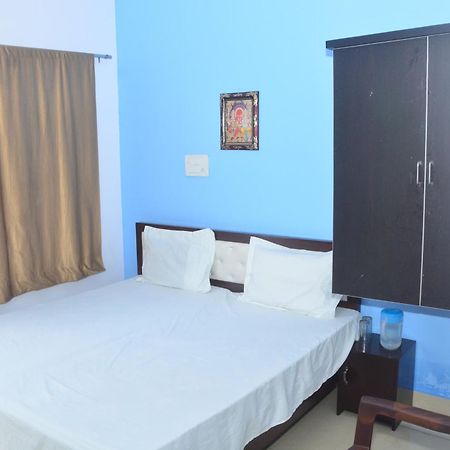 Hotel Chandrasha Villa Ayodhya Dham Ram Mandir 600 Meter Extérieur photo