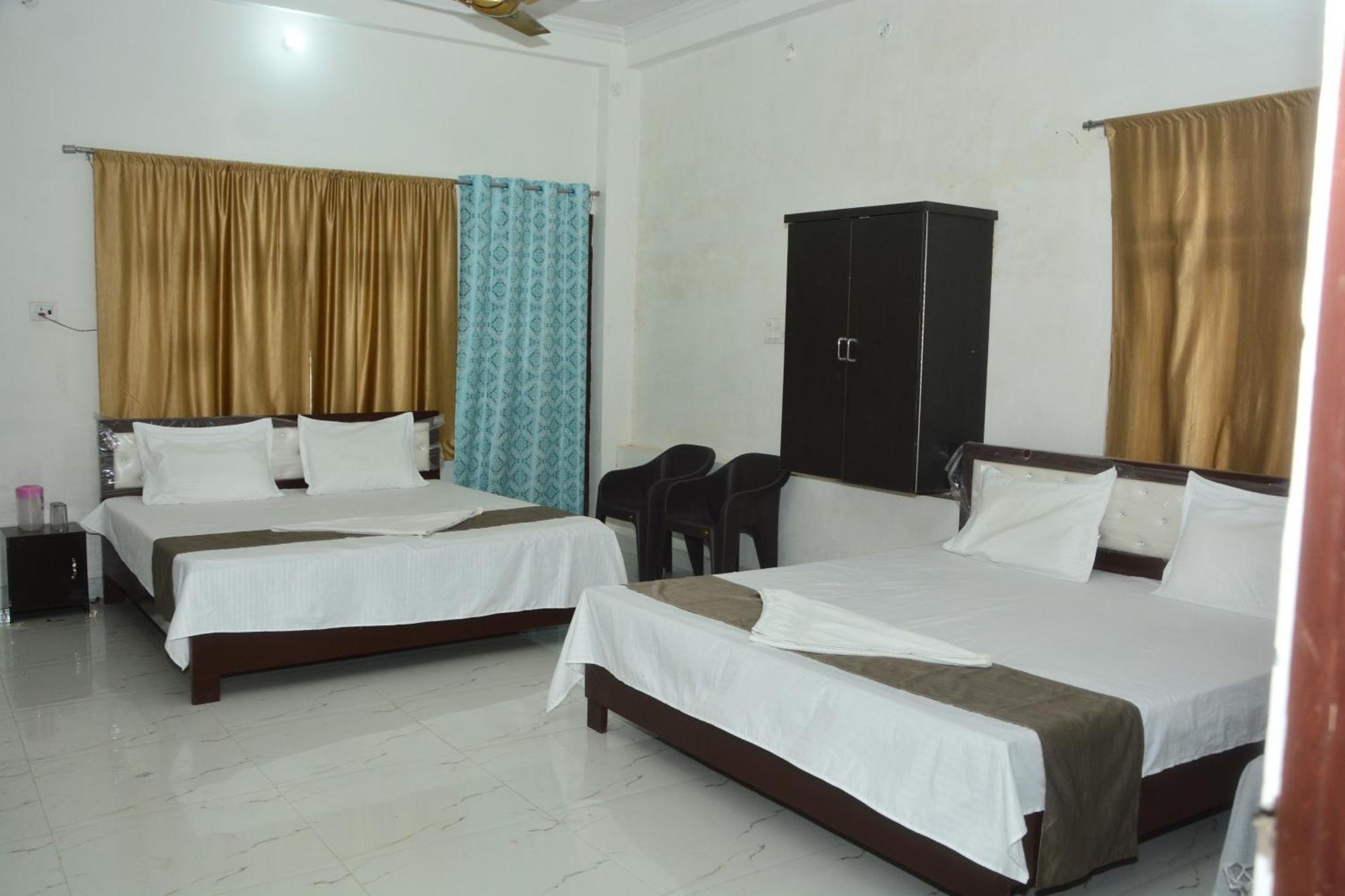 Hotel Chandrasha Villa Ayodhya Dham Ram Mandir 600 Meter Extérieur photo