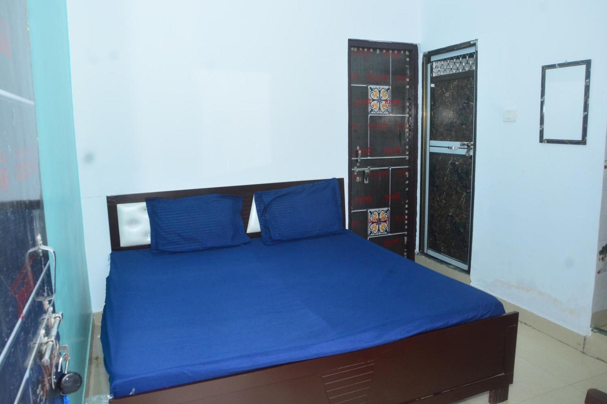 Hotel Chandrasha Villa Ayodhya Dham Ram Mandir 600 Meter Extérieur photo