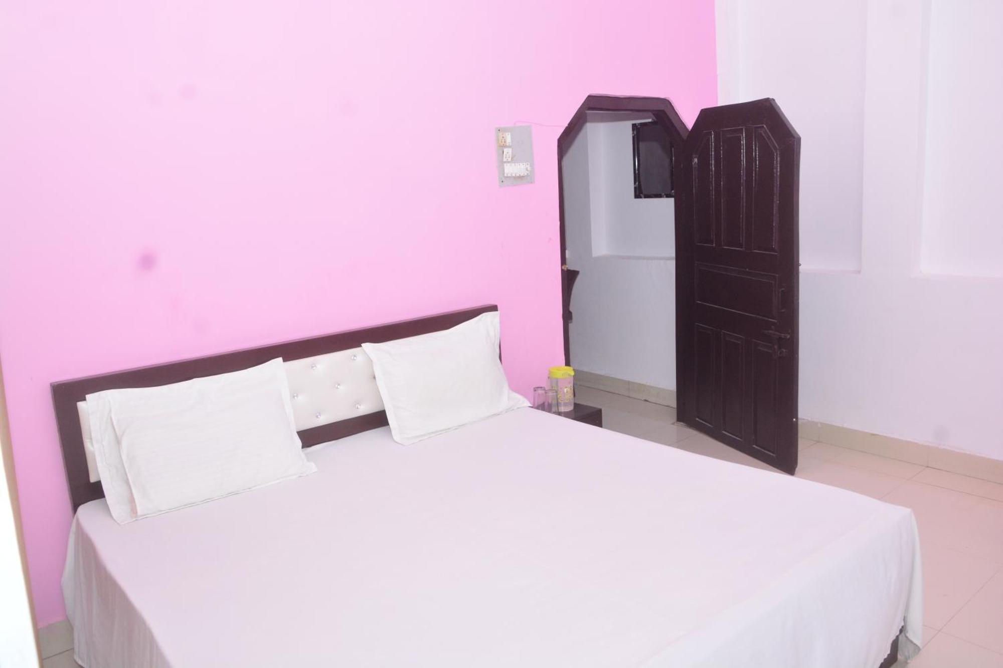 Hotel Chandrasha Villa Ayodhya Dham Ram Mandir 600 Meter Extérieur photo